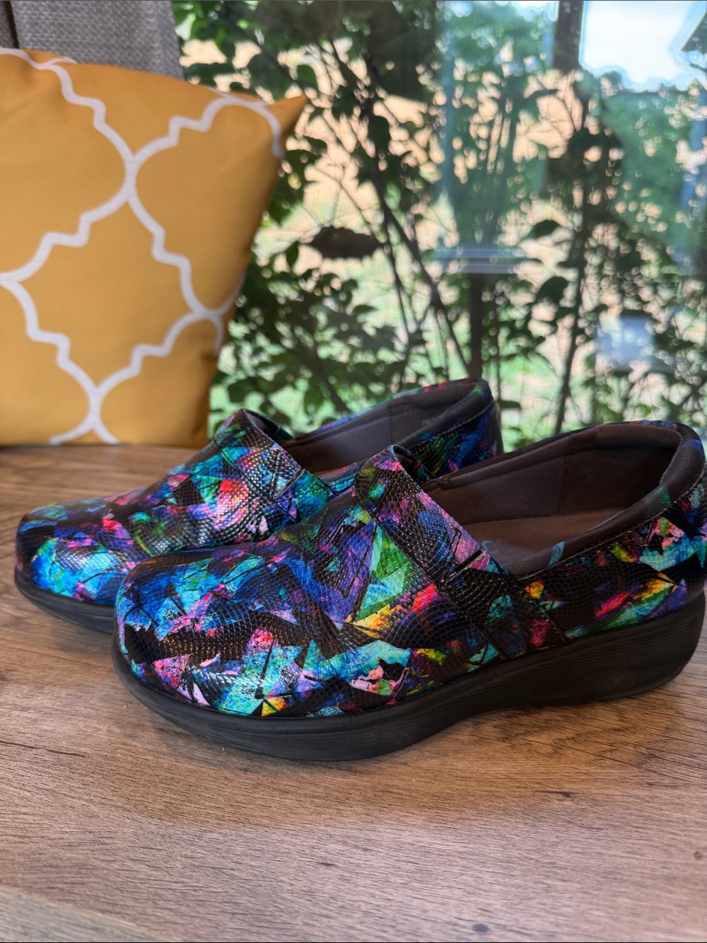 Women’s Greys Anatomy Slip-On Comfort Clogs in Multicolor